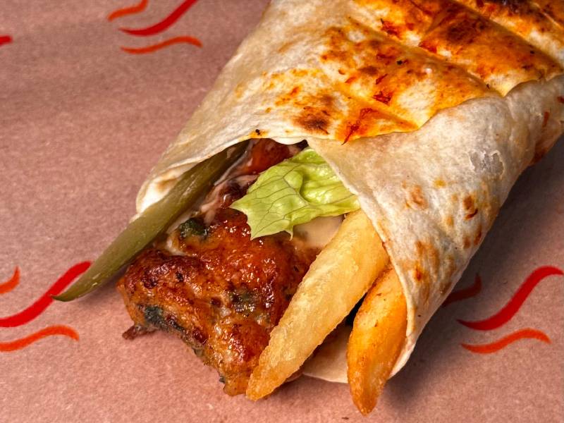 ساندويتش صاج كبير كباب لحم